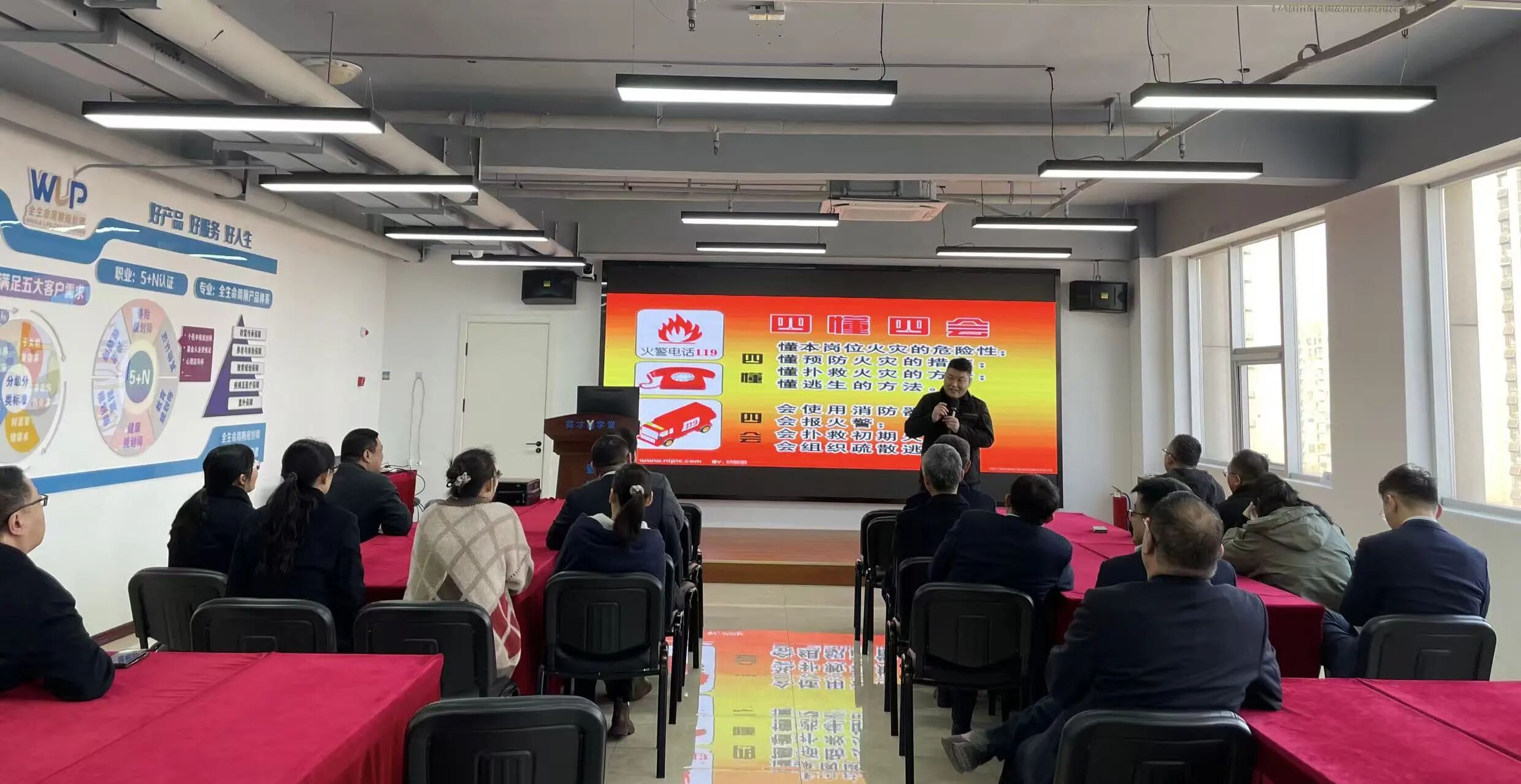 e800ab7747c841a842eadfdb4aff79e9.jpg e800ab7747c841a842eadfdb4aff79e9.jpg