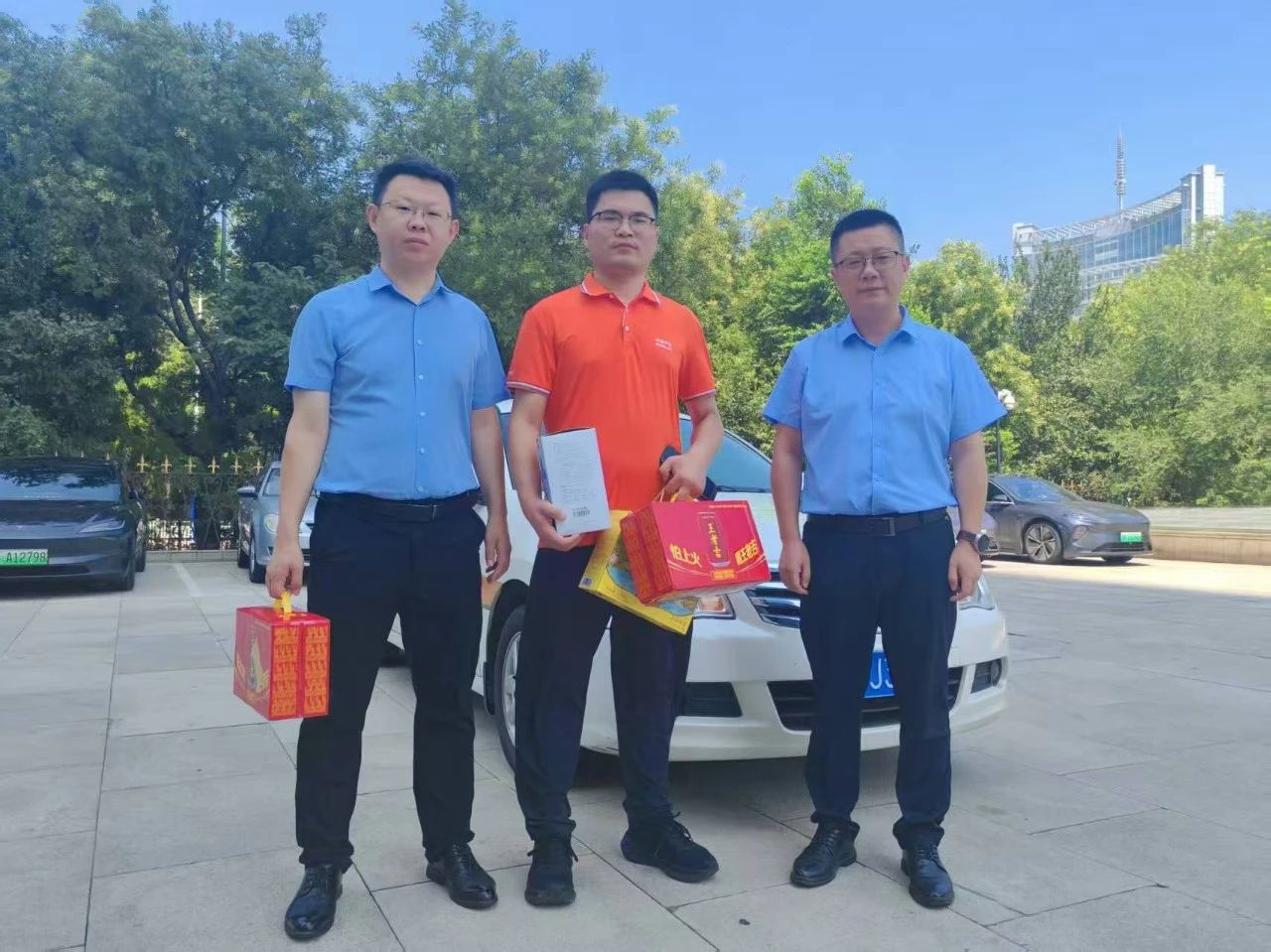 dd0a8678a3ce74275abae36db9adc00a.jpg
